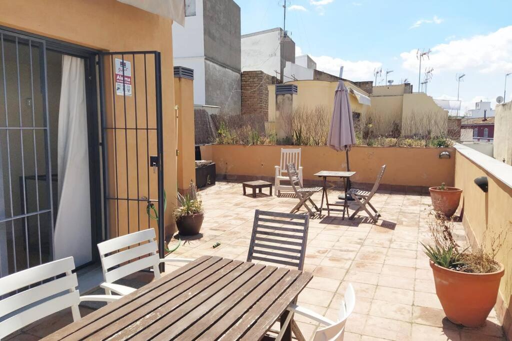 Penthouse Near Cathedral Private Rooftop Private Parking Sevilha Exterior foto